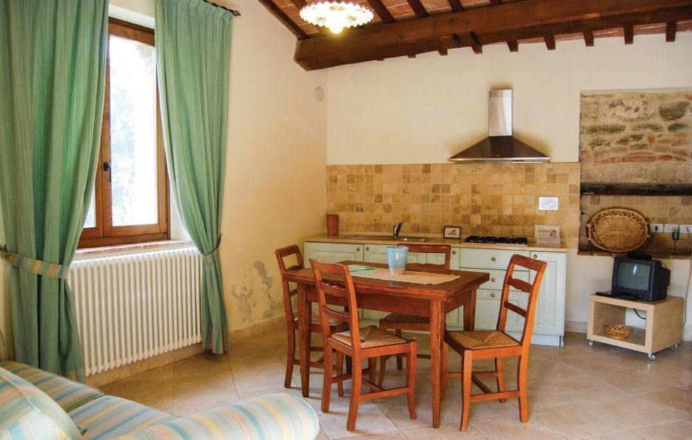 Agriturismo Tenuta Armaiolo ราโปลาโนแตร์เม ภายนอก รูปภาพ