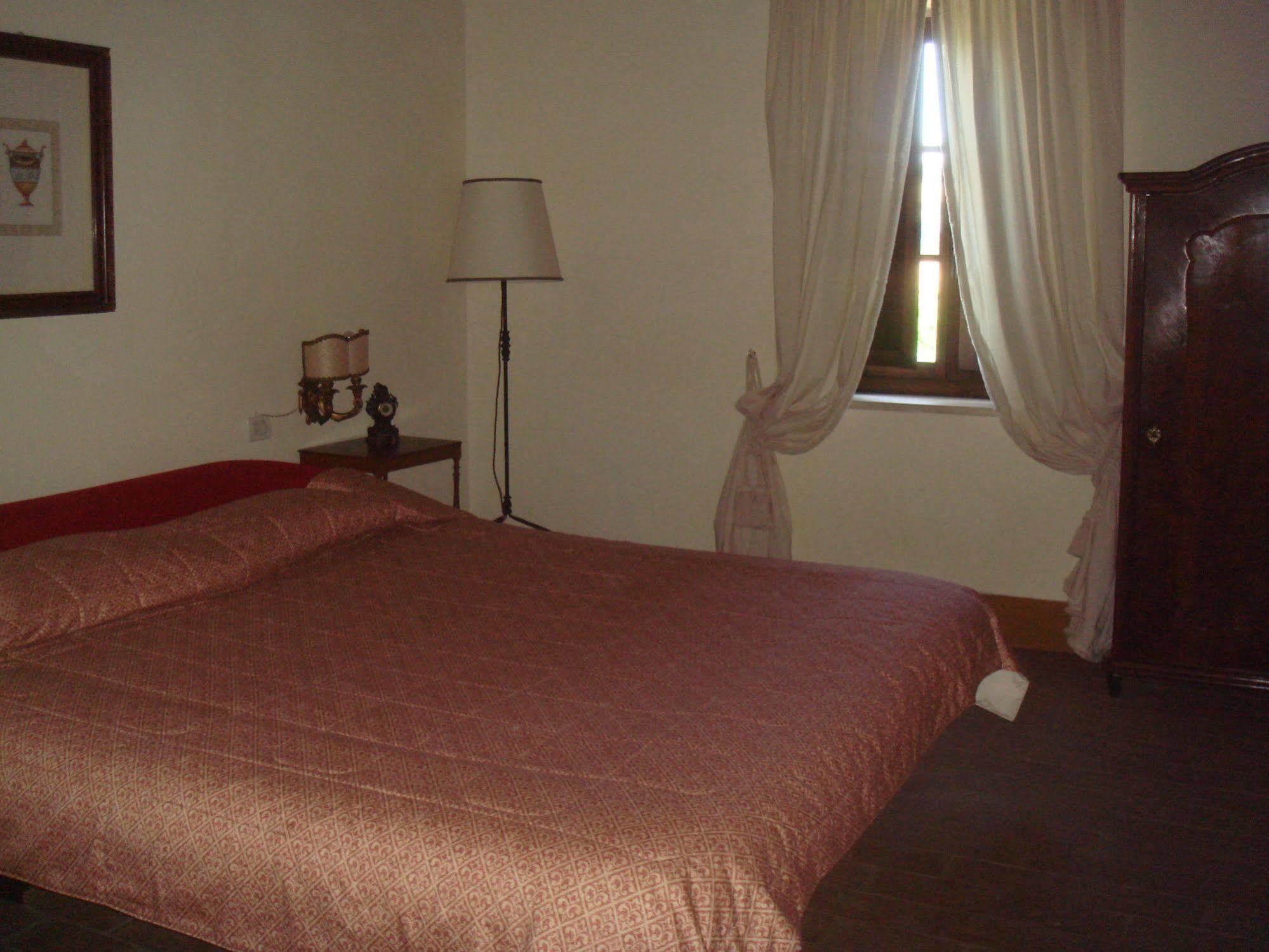 Agriturismo Tenuta Armaiolo ราโปลาโนแตร์เม ภายนอก รูปภาพ