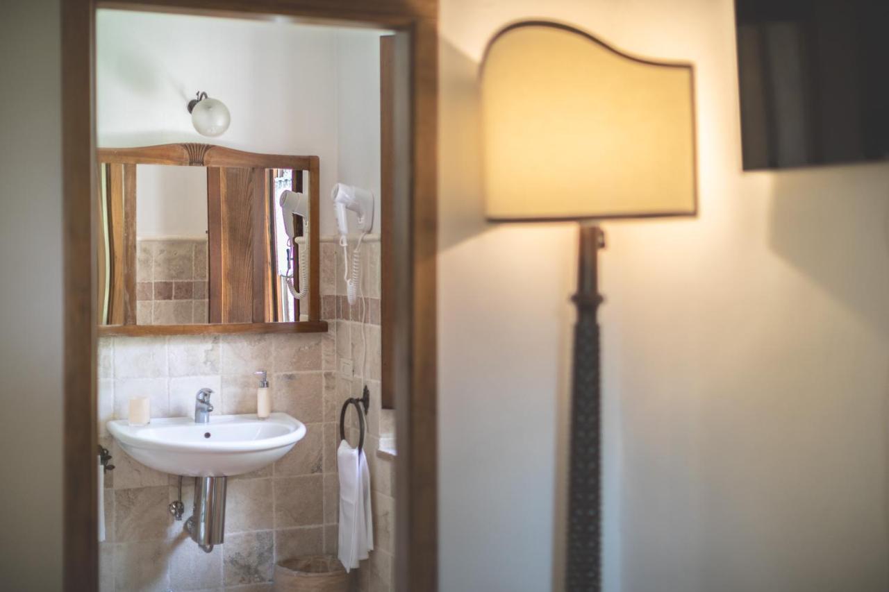 Agriturismo Tenuta Armaiolo ราโปลาโนแตร์เม ภายนอก รูปภาพ